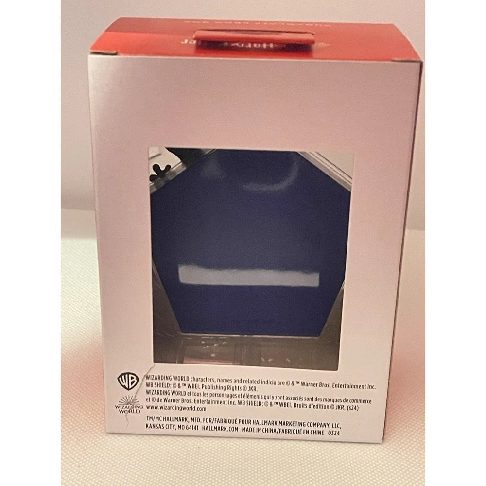 Hallmark CHOCOLATE FROG BOX ORNAMENT - Wizarding‎ World Harry Potter - 2023 NEW